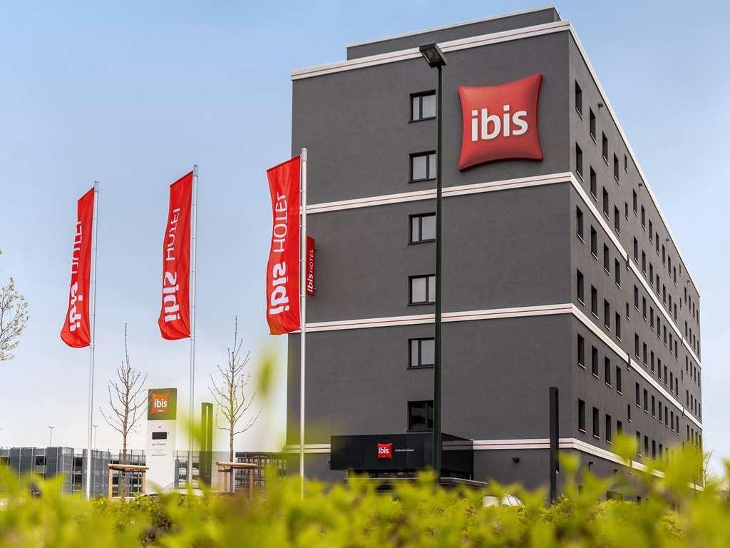 Ibis Duesseldorf Airport Hotell Düsseldorf Exteriör bild